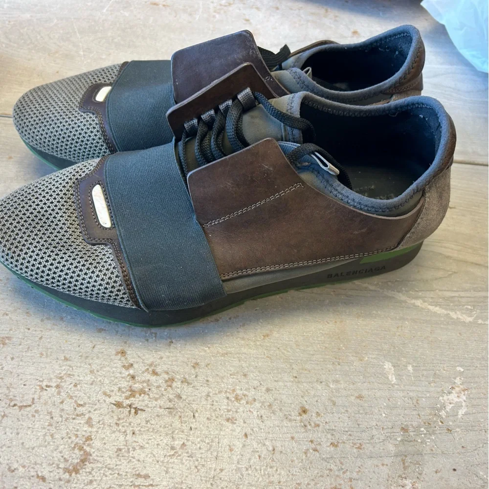 Balenciaga Mesh, Leather and Patent Race Runner Sneakers. Athletic Leisure Wear - Picture 4 of 5